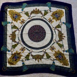 Silky Euro Coat of Arms Black & Gold with Tassel Print Square 33" Hand Rolled